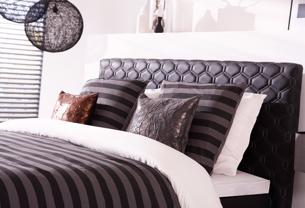 Schwarz boxspringbett Savelli Magenta
