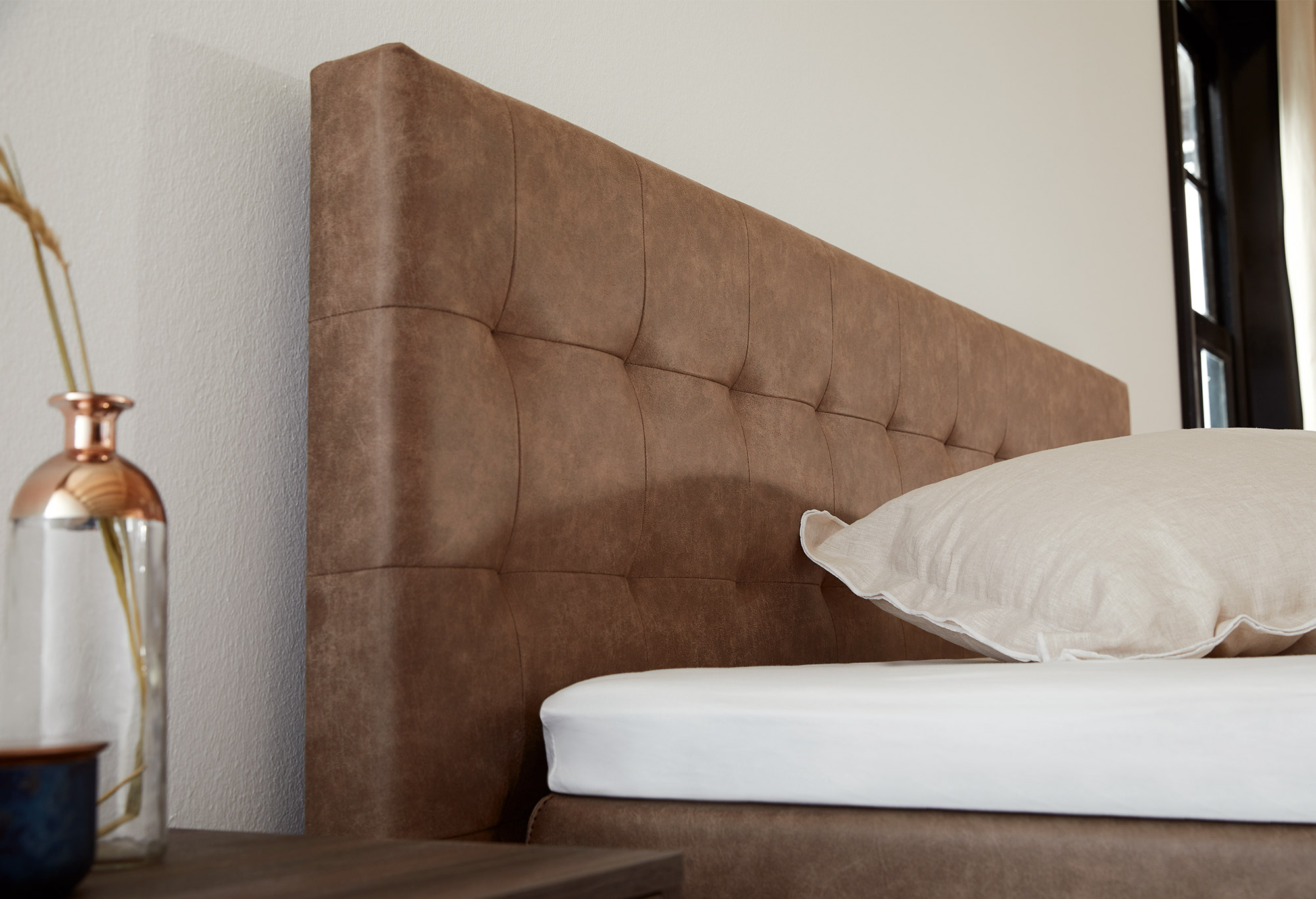 Holz-Boxspringbett Capella Fuga