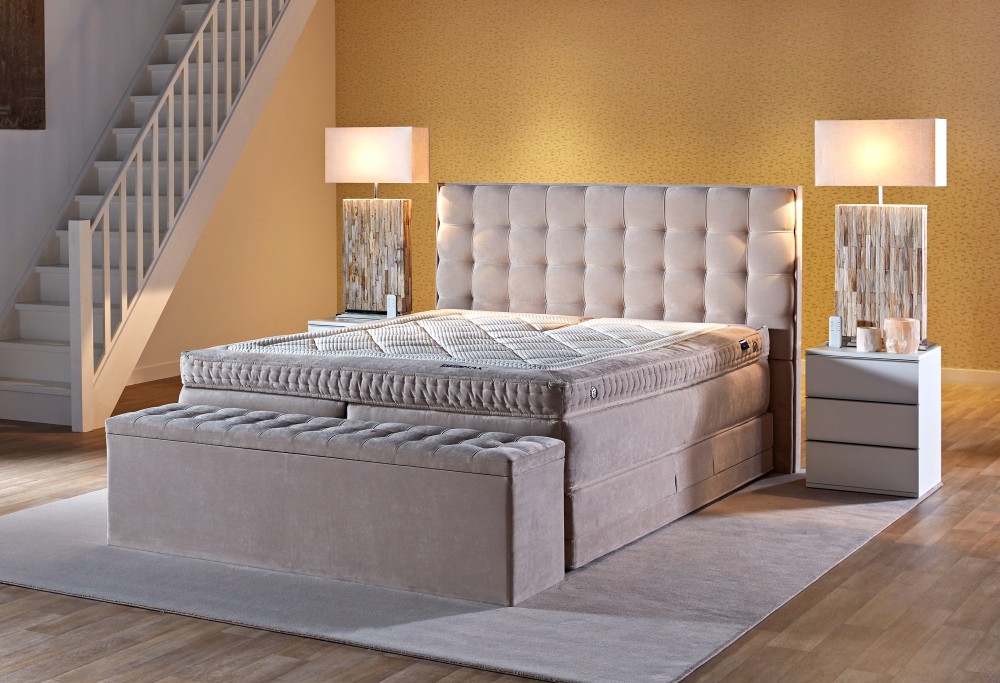 Beige boxspringbett Royal Madison