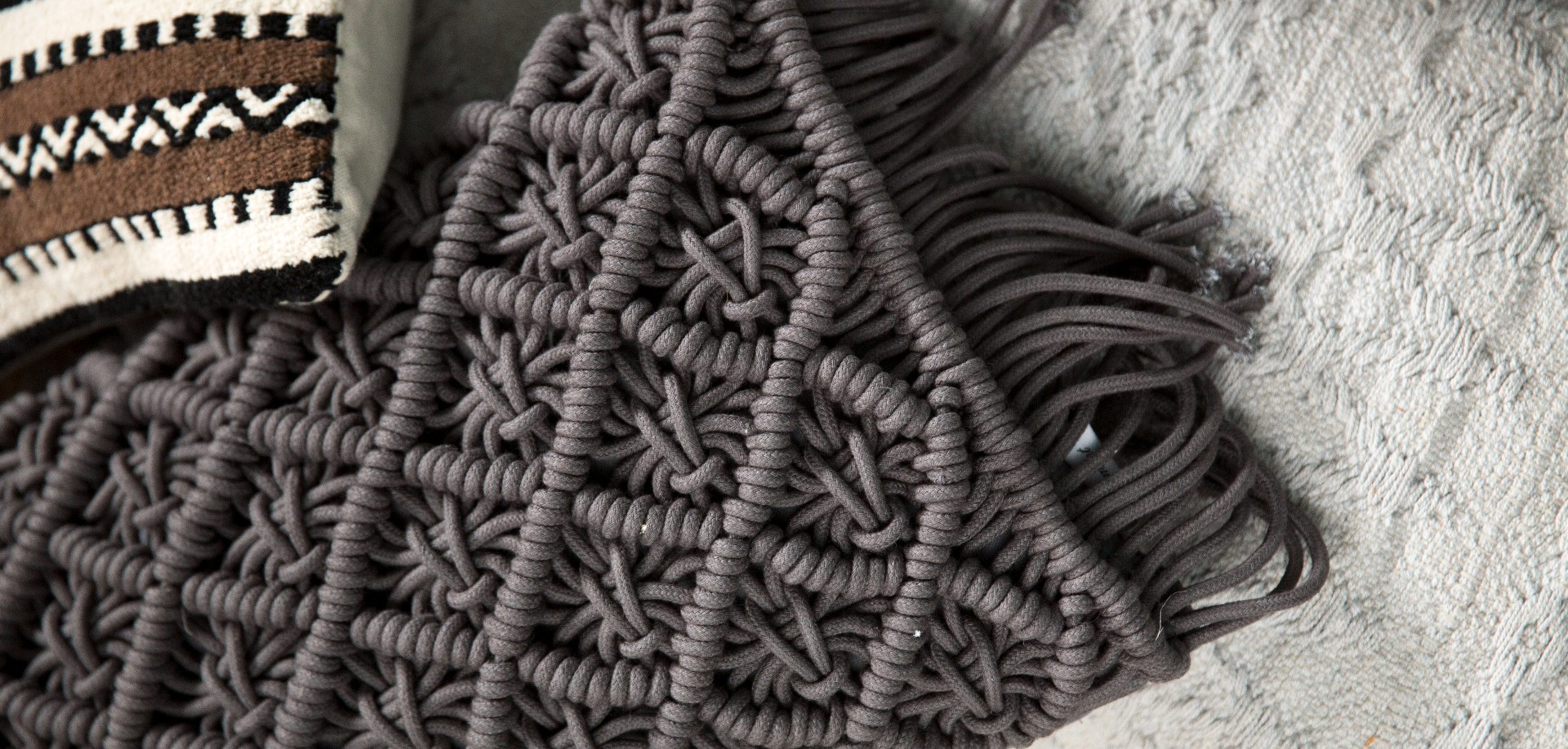 Flamant Knitted Shell Kissen