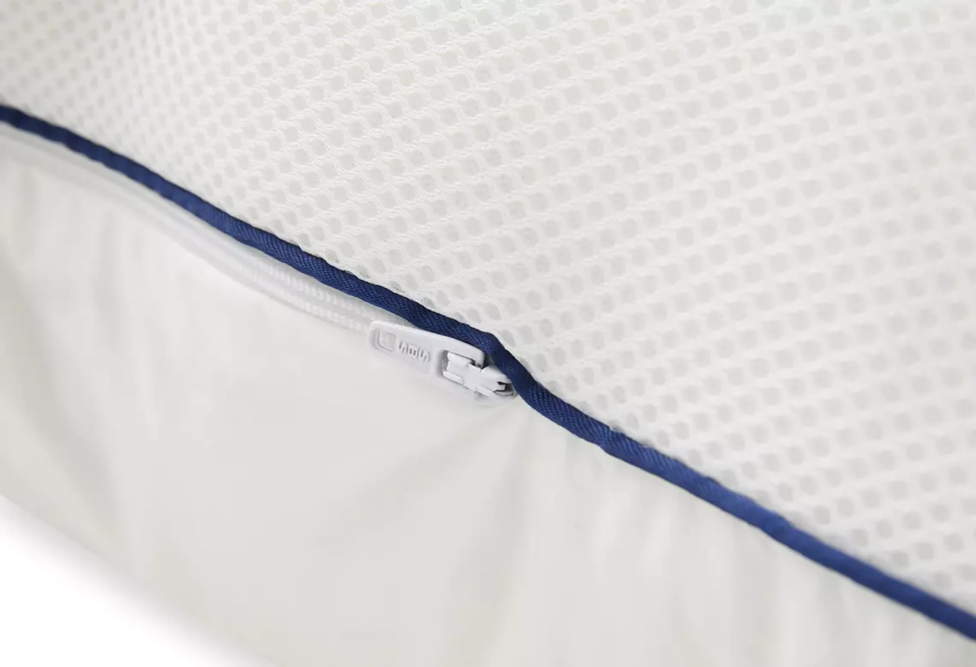 Optimale Belüftung durch 3D-Mesh-Gewebe
