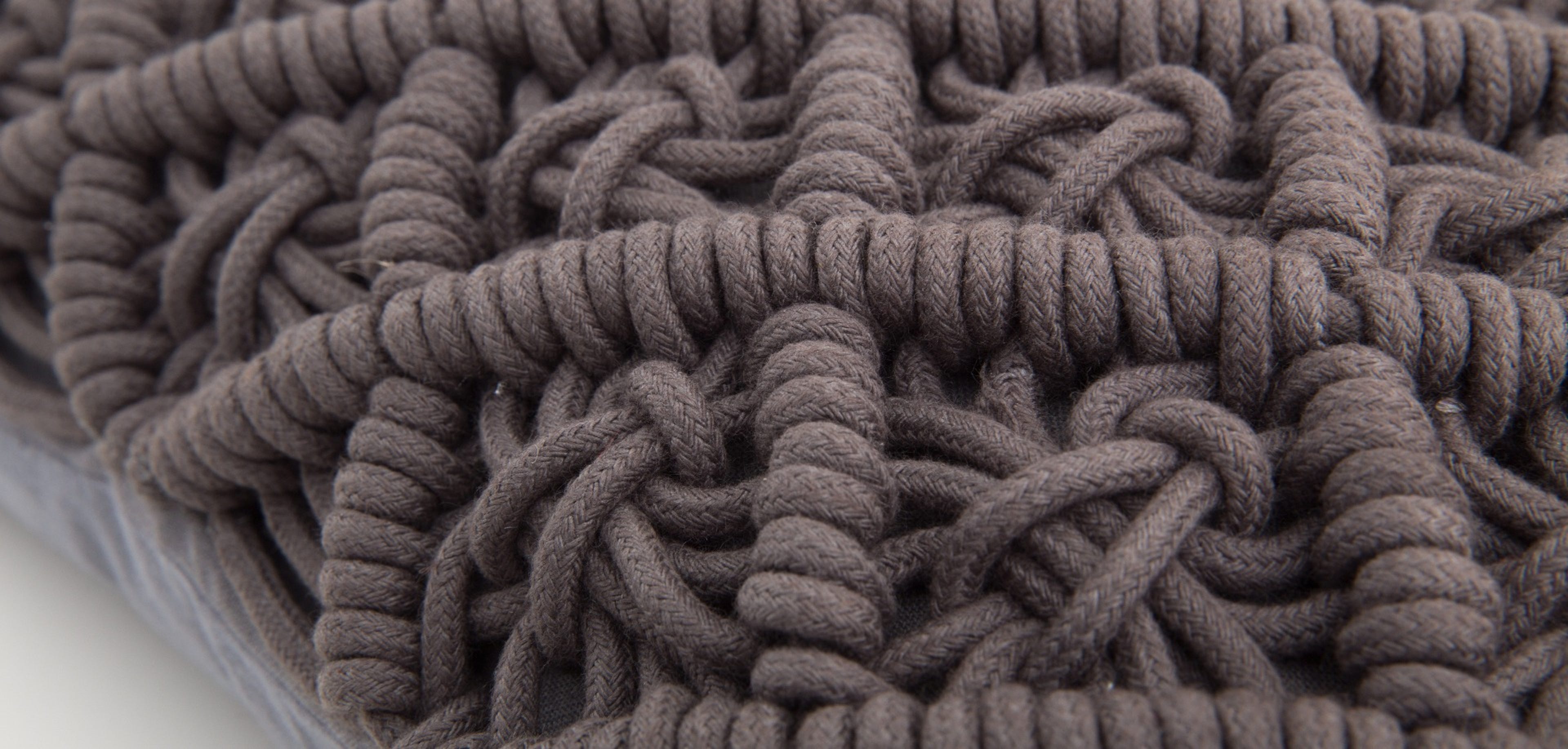 Flamant Knitted Shell Kissen